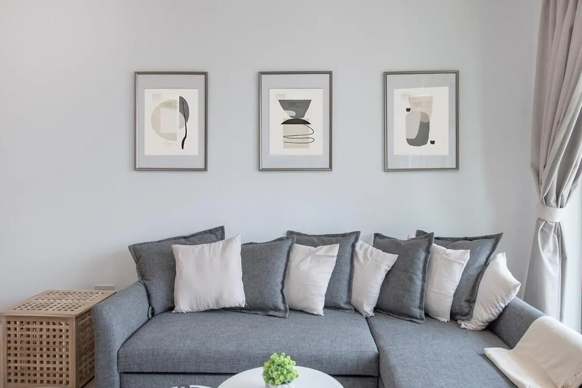 Apartamento Cozy 1Br Perfect For 4 In Downtown Dubái Emiratos Árabes Unidos